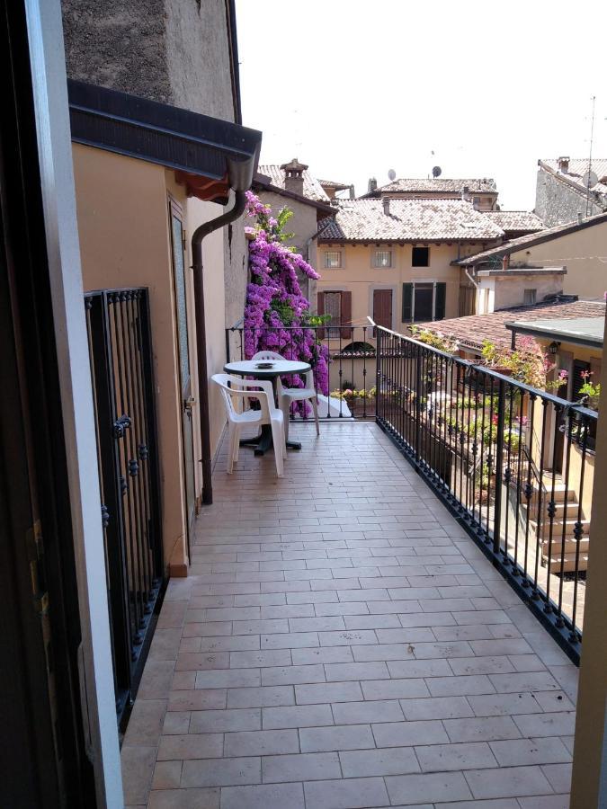 Il Giardino Di Laura Apartment Тосколано Мадерно Екстериор снимка
