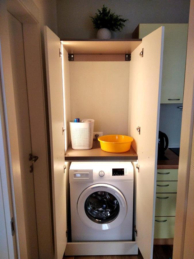 Il Giardino Di Laura Apartment Тосколано Мадерно Екстериор снимка