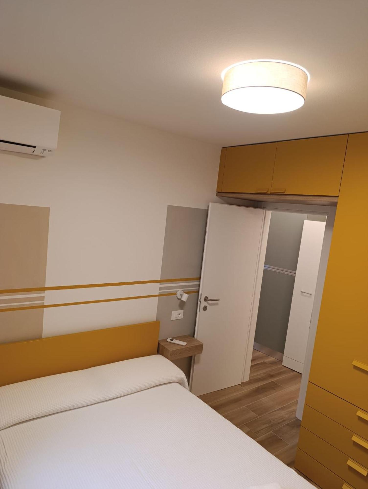 Il Giardino Di Laura Apartment Тосколано Мадерно Екстериор снимка