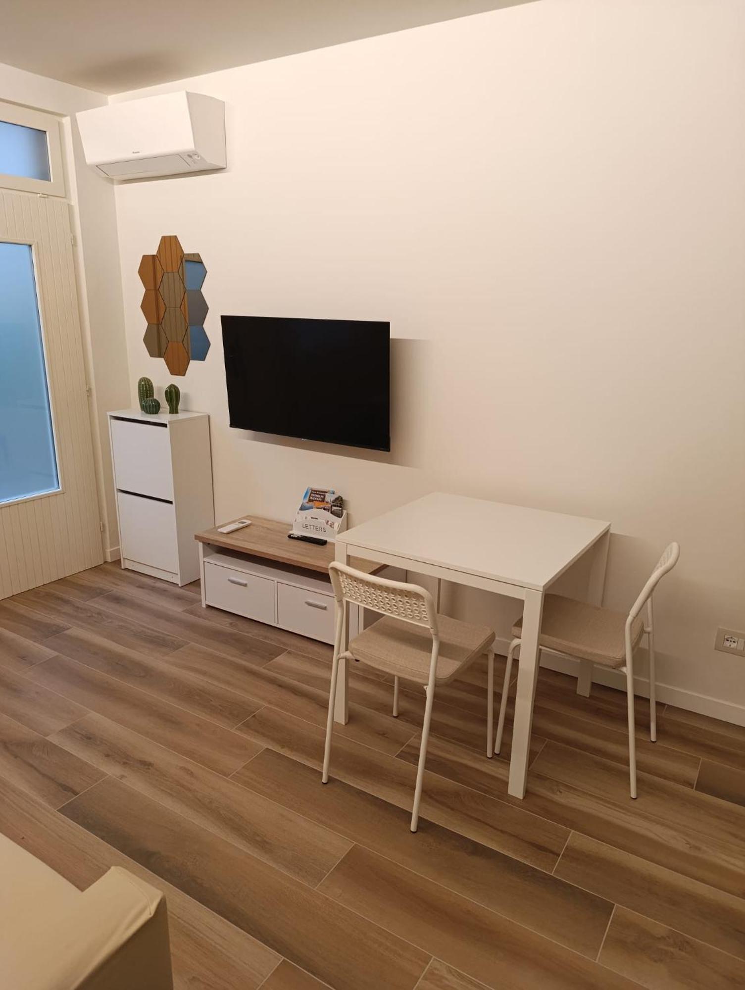 Il Giardino Di Laura Apartment Тосколано Мадерно Екстериор снимка